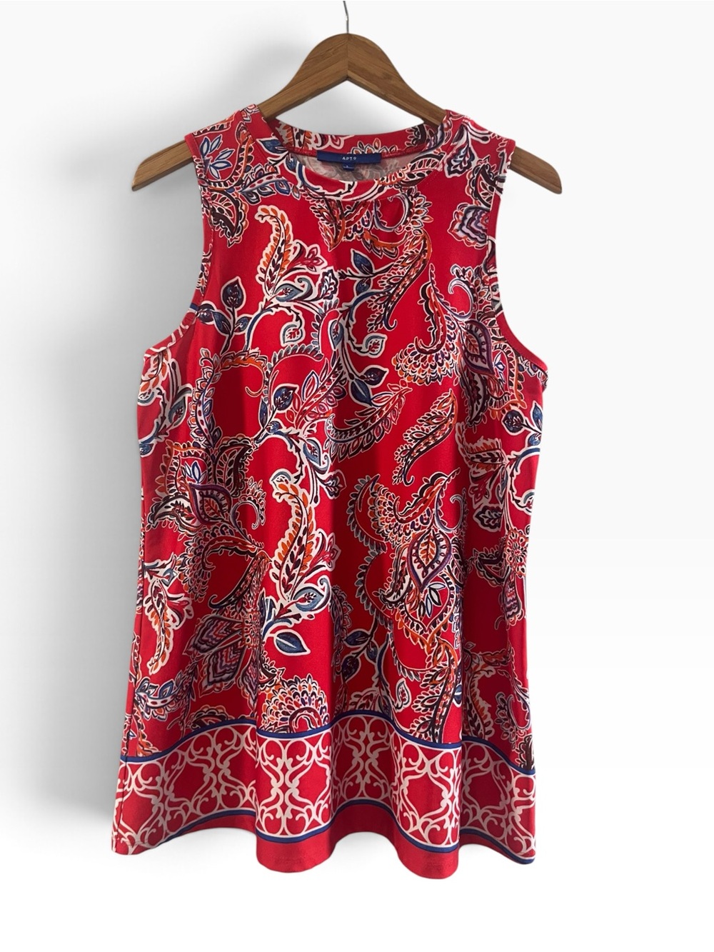 š¤ APT. 9 Red Paisley Border Print Sleeveless Blouse ā Large
